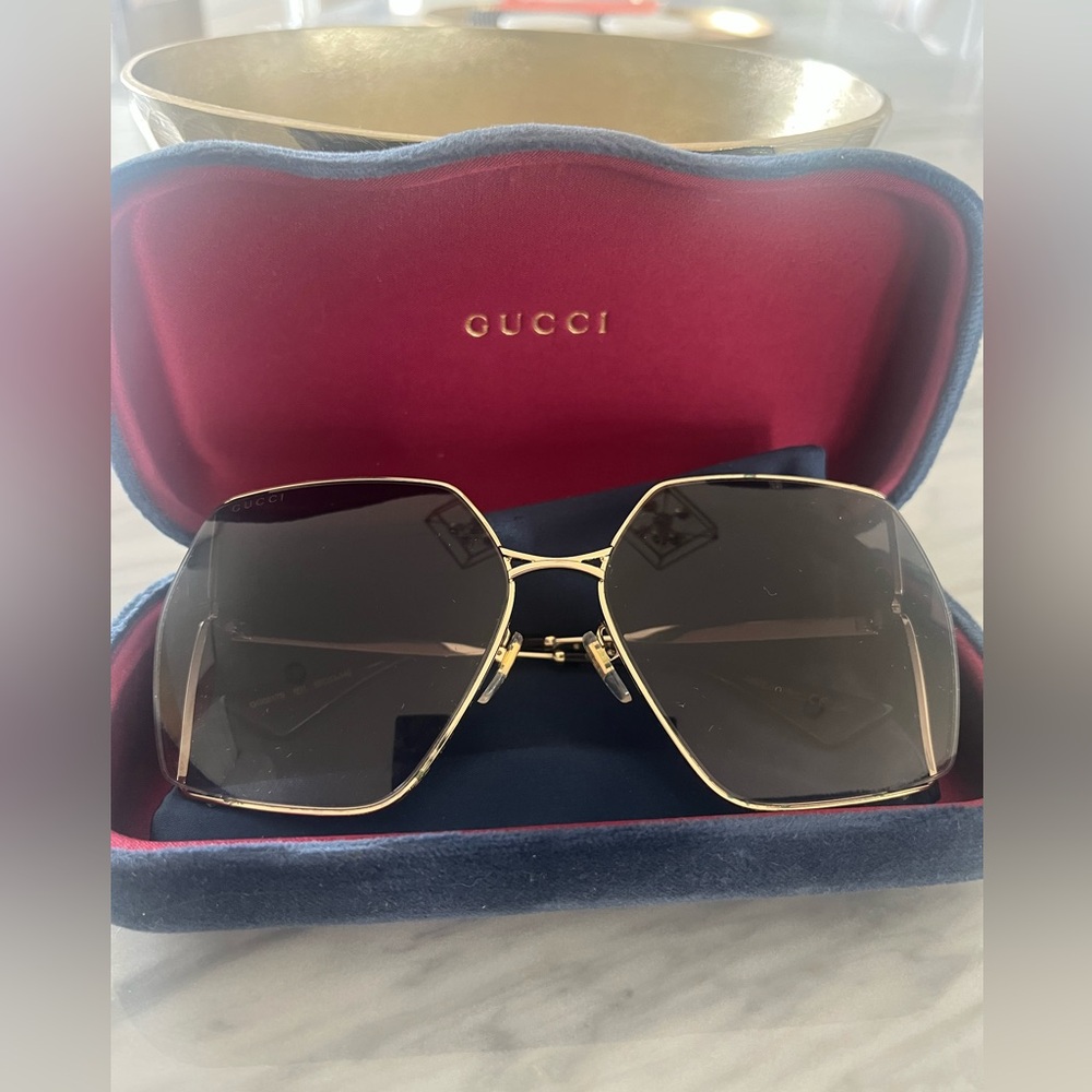 Gucci sunglasses